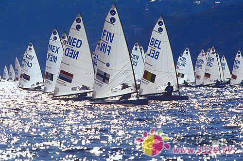 6��14�պ������������V����Γƽ������a�I��