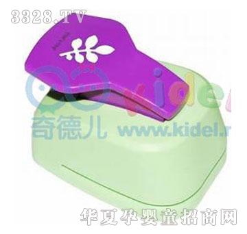 ������D�C