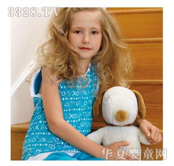 Snoopy�����{ɫ