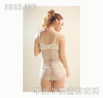������ļ�͸���ո���������