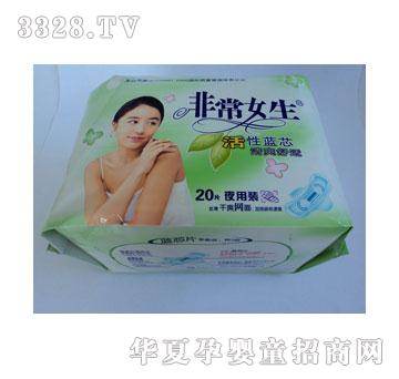 ����Ԋ�ǳ�Ů��20Ƭҹ���b��ˬ�W��