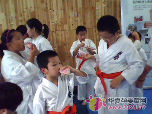 �Ͼ��B�������L�ك����g�ۺ���