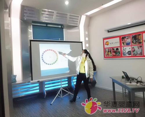 �R����̡�ɫ������W���������v��